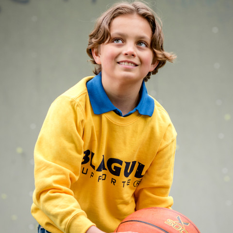 Junior